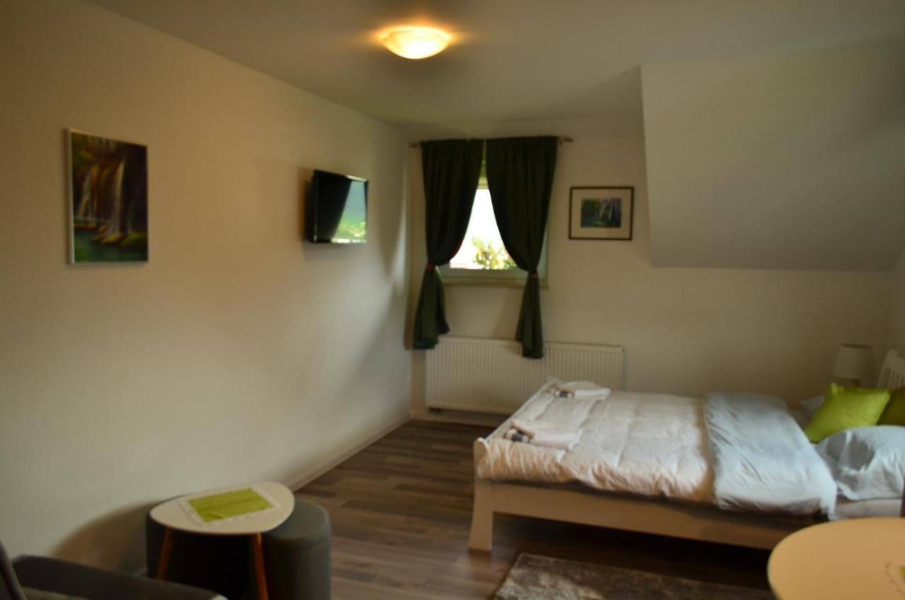 Katarica Hotel โคเรนนิซา ภายนอก รูปภาพ