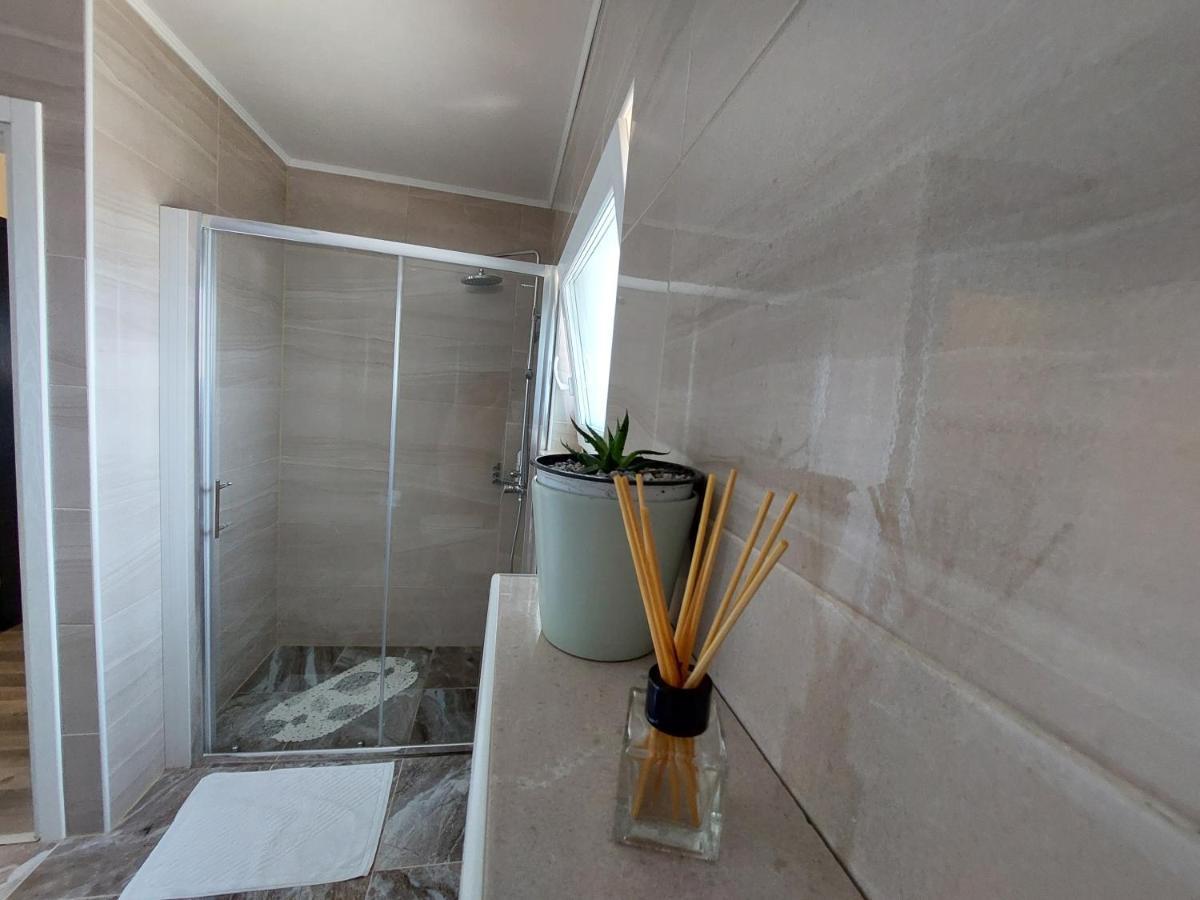 Katarica Hotel โคเรนนิซา ภายนอก รูปภาพ